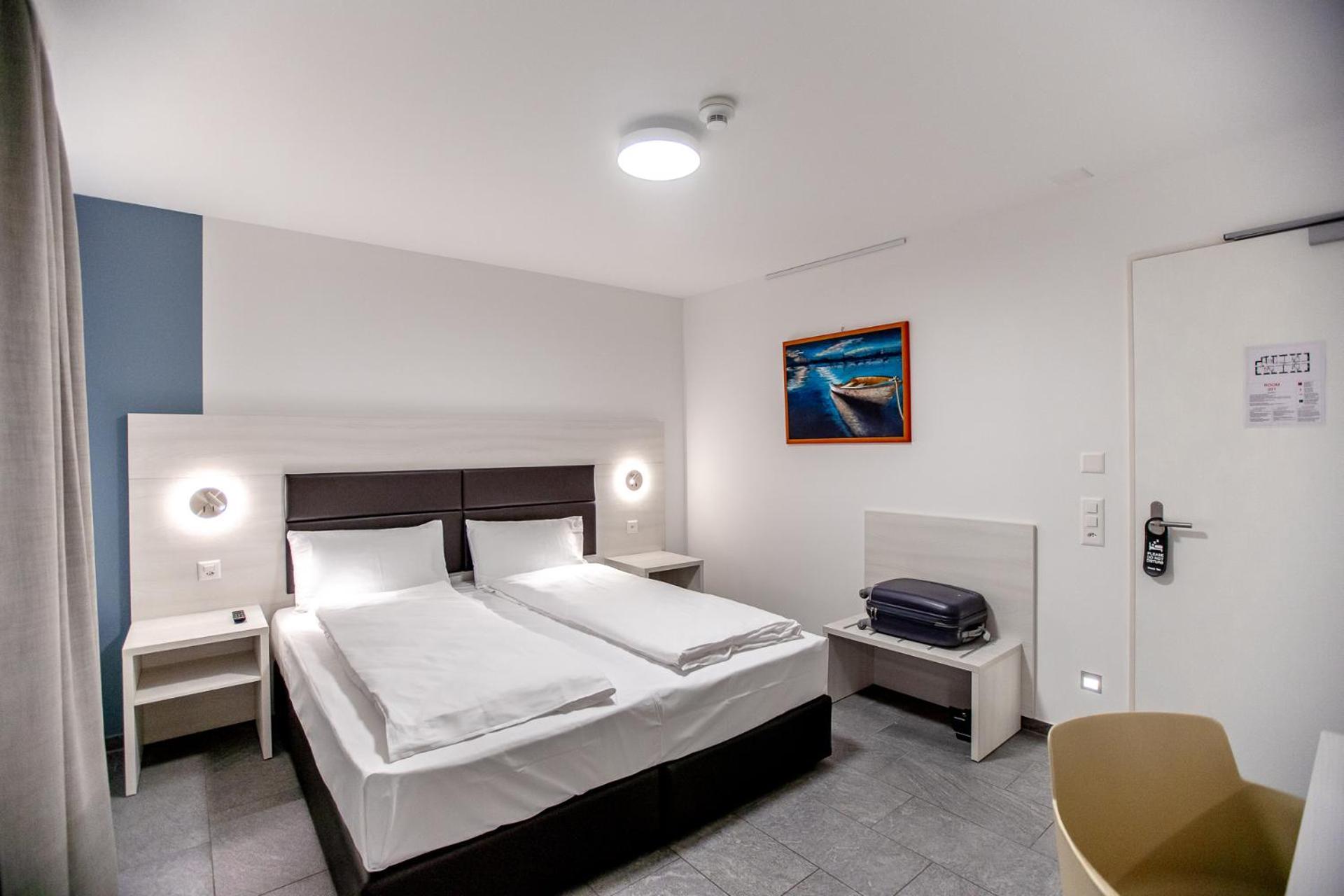 Miralago Locarno Easy Rooms Muralto Zimmer foto