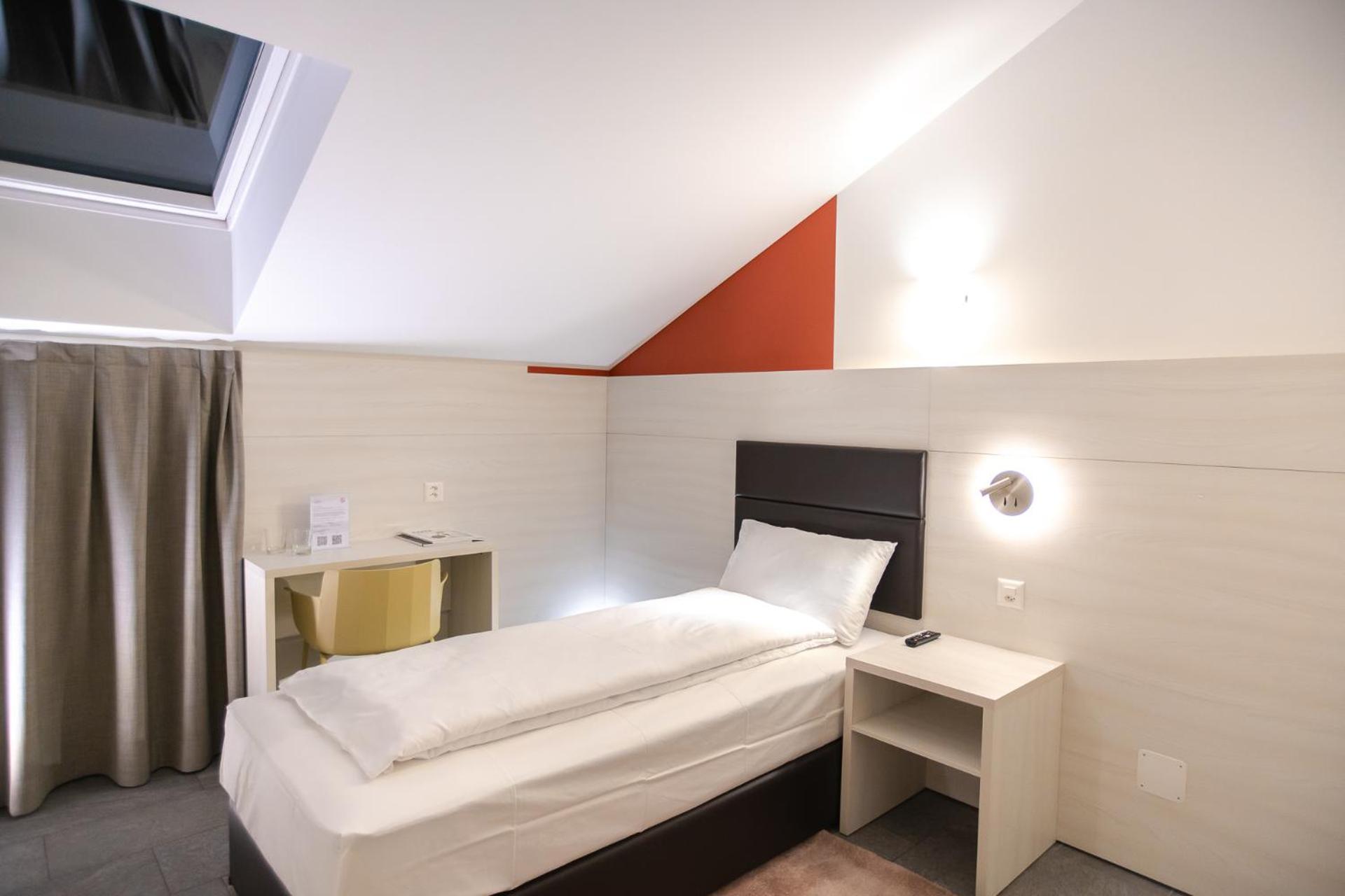 Miralago Locarno Easy Rooms Muralto Zimmer foto