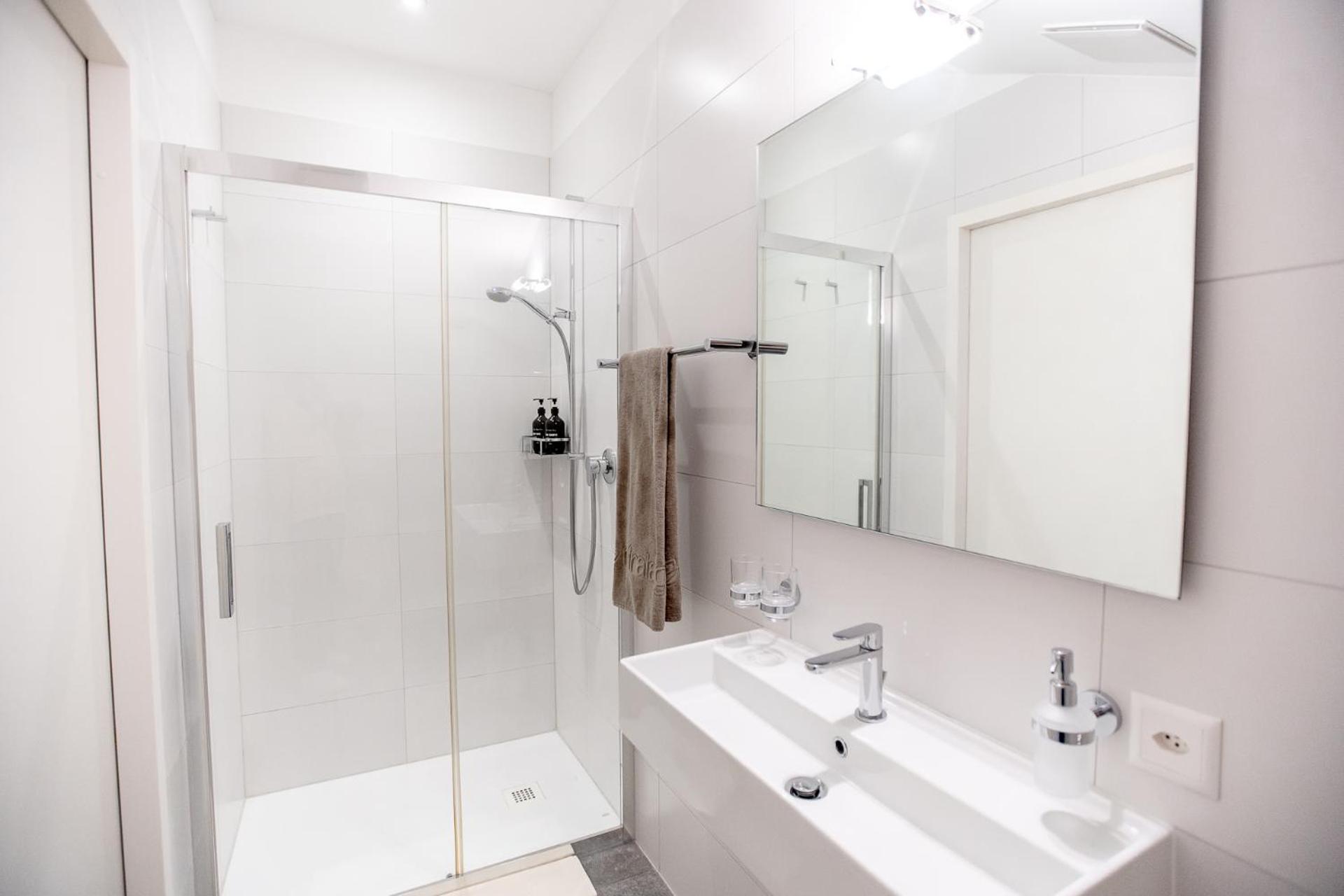Miralago Locarno Easy Rooms Muralto Zimmer foto